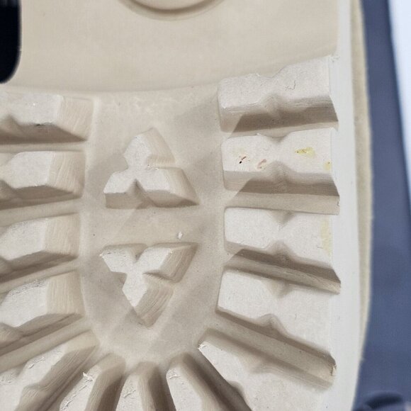 Andre Assous River Suede Featherweights Loafer Women's Size 5.5 Read - Picture 15 of 16